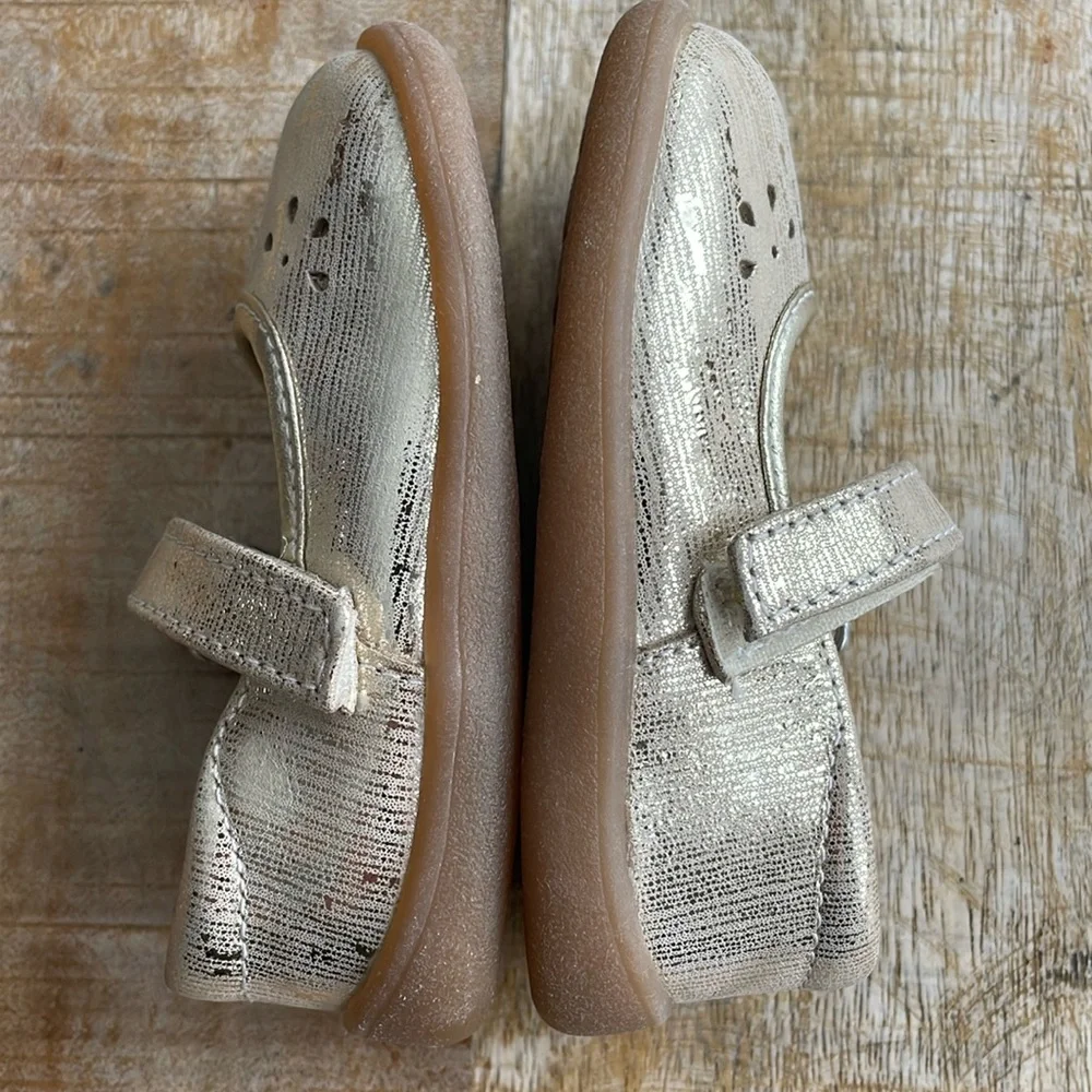 See Kai Run Gold Tone Hook-and-Loop Mary Janes - Picture 6 of 8